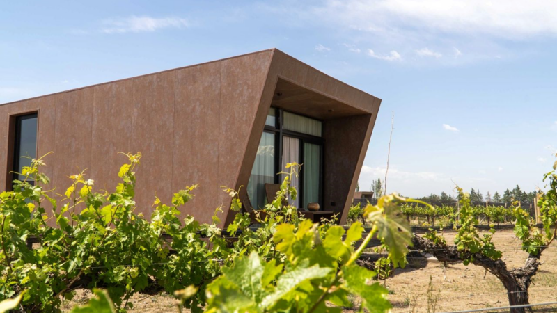 Andeluna Winery Lodge