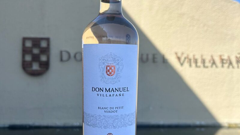 Lanzamiento:Reserva Blanc de Petit Verdot 